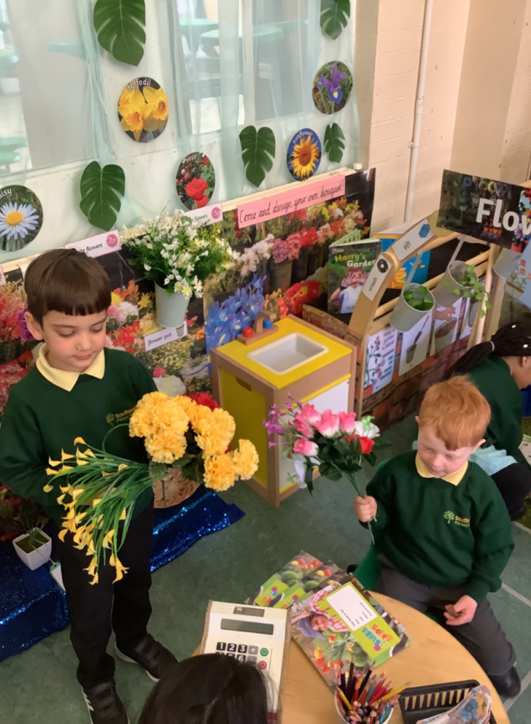 Southwold Primary School Garden Centre Roleplay in EYFS!